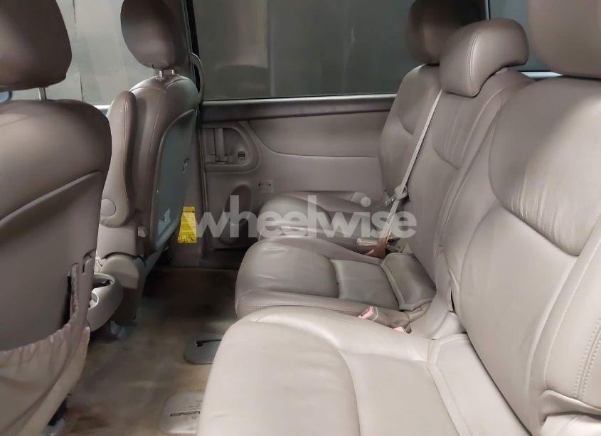 Photo 8 of 2008 Toyota Sienna LE (VIN 5TDZK23C98S216876)