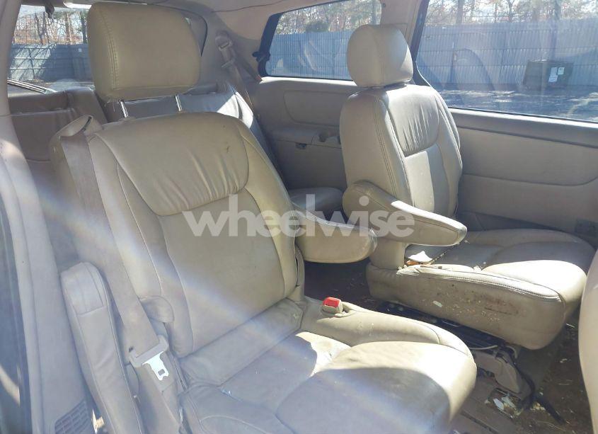 Photo 8 of 2008 Toyota Sienna LE (VIN 5TDZK23C98S223407)