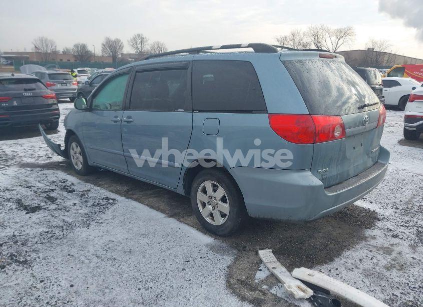 Photo 3 of 2009 Toyota Sienna LE (VIN 5TDZK23C99S231959)