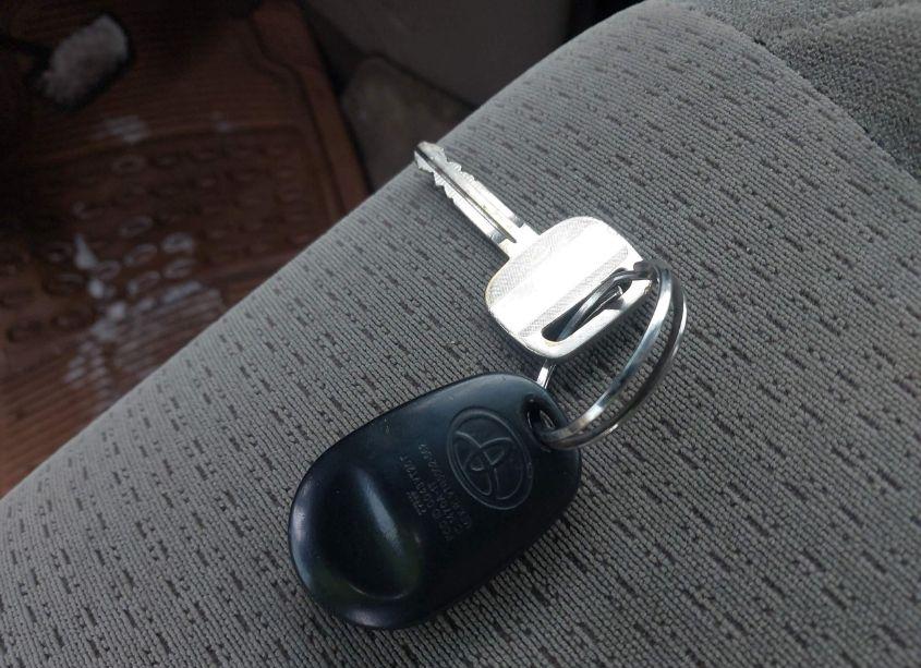 Photo 11 of 2009 Toyota Sienna CE (VIN 5TDZK23C99S242220)