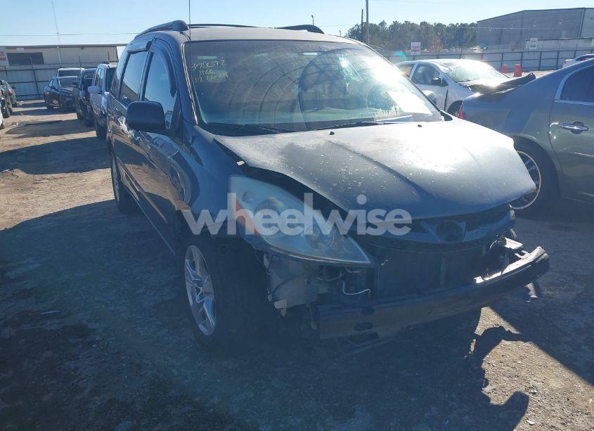 2009 Toyota Sienna LE (VIN 5TDZK23C99S248633) main photo