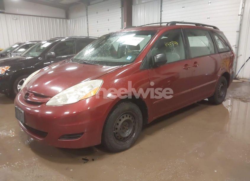 Photo 2 of 2009 Toyota Sienna CE (VIN 5TDZK23C99S255873)
