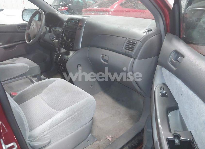 Photo 5 of 2009 Toyota Sienna CE (VIN 5TDZK23C99S255873)