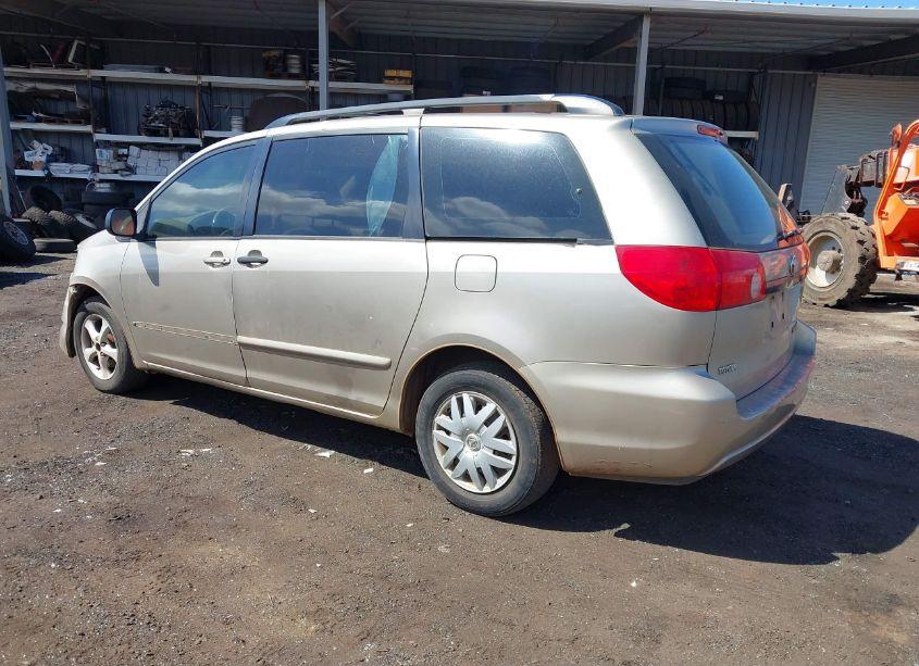 Photo 3 of 2009 Toyota Sienna LE (VIN 5TDZK23C99S257042)