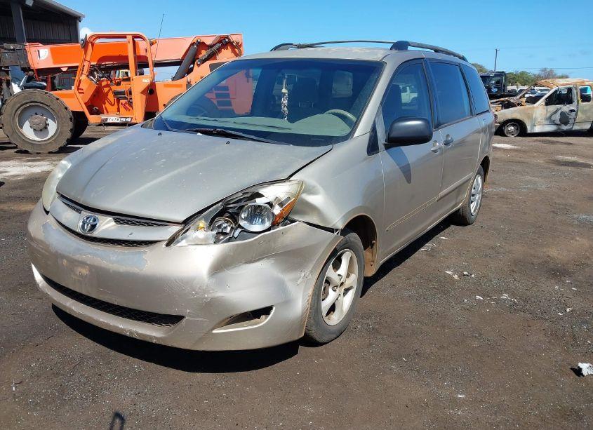 Photo 6 of 2009 Toyota Sienna LE (VIN 5TDZK23C99S257042)