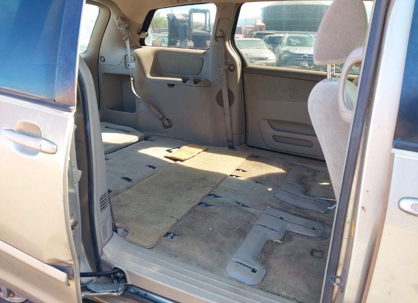 Photo 8 of 2009 Toyota Sienna LE (VIN 5TDZK23C99S257042)