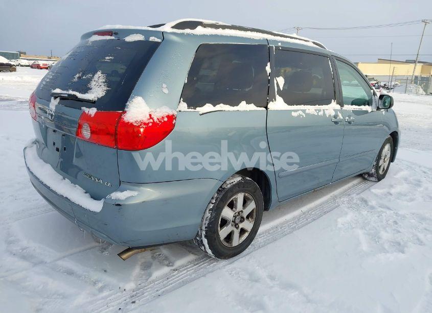 Photo 4 of 2009 Toyota Sienna LE (VIN 5TDZK23C99S268218)