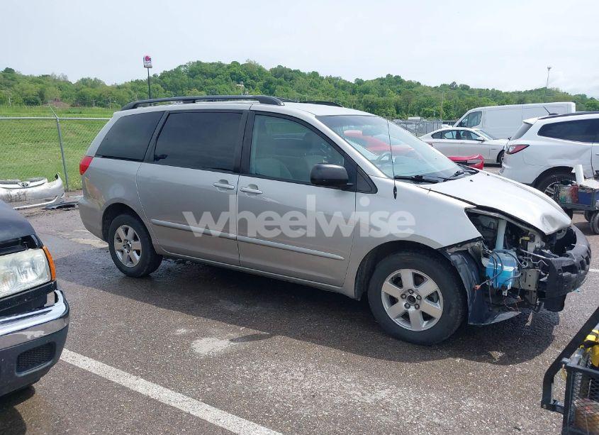 Photo 14 of 2009 Toyota Sienna LE (VIN 5TDZK23C99S268736)