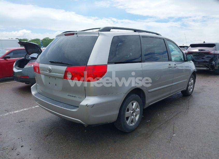 Photo 4 of 2009 Toyota Sienna LE (VIN 5TDZK23C99S268736)