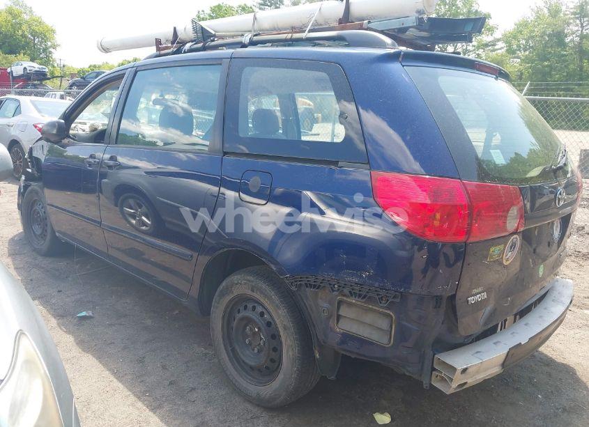 Photo 3 of 2007 Toyota Sienna CE (VIN 5TDZK23CX7S038314)