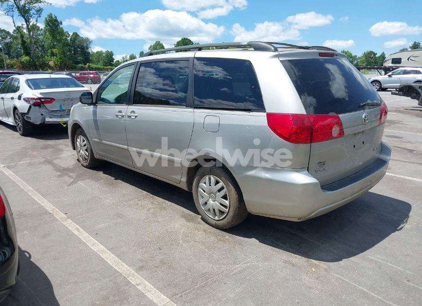 Photo 3 of 2007 Toyota Sienna CE/LE (VIN 5TDZK23CX7S049023)