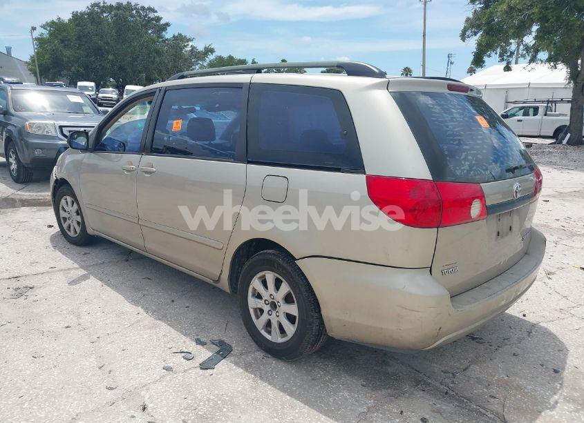 Photo 3 of 2007 Toyota Sienna CE (VIN 5TDZK23CX7S086041)