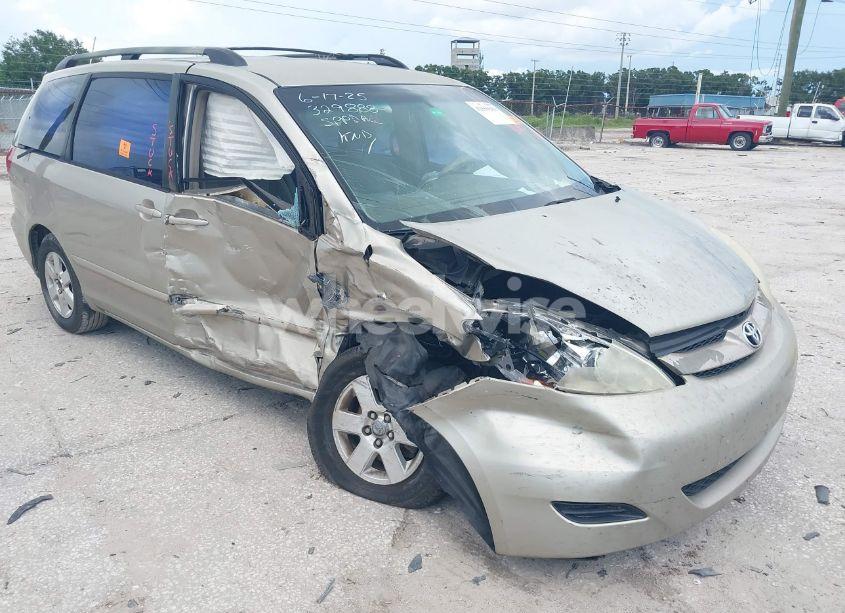 Photo 6 of 2007 Toyota Sienna CE (VIN 5TDZK23CX7S086041)