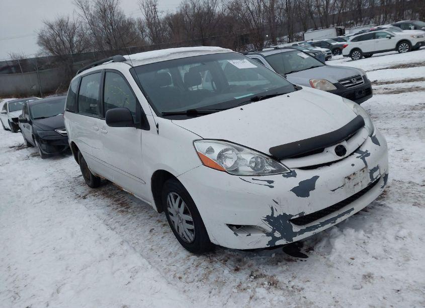2008 Toyota Sienna CE (VIN 5TDZK23CX8S102384) main photo