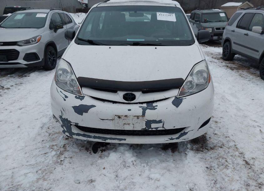 Photo 6 of 2008 Toyota Sienna CE (VIN 5TDZK23CX8S102384)