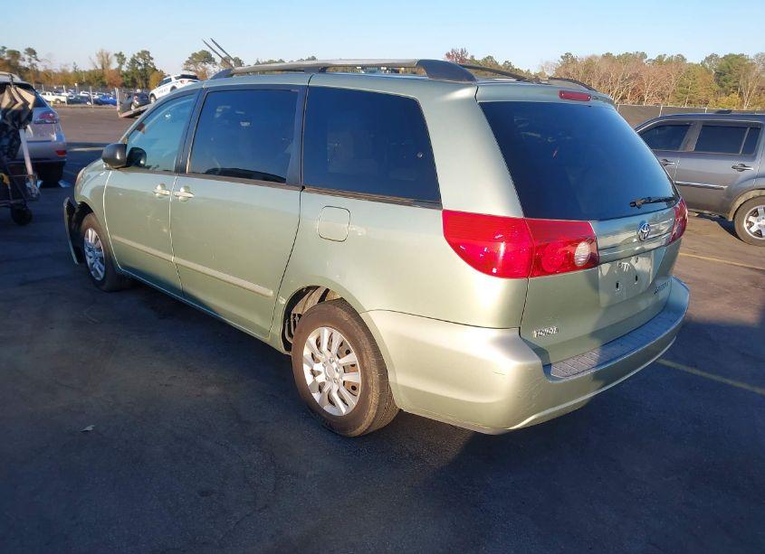 Photo 3 of 2008 Toyota Sienna LE (VIN 5TDZK23CX8S105768)