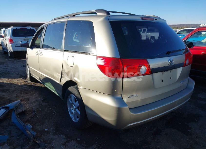 Photo 3 of 2008 Toyota Sienna CE (VIN 5TDZK23CX8S118844)