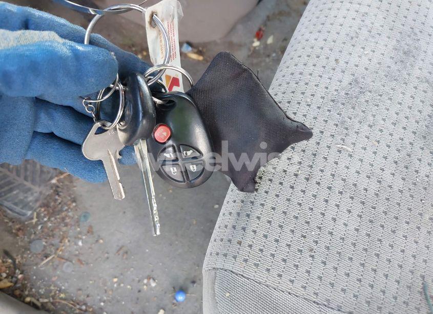 Photo 11 of 2008 Toyota Sienna LE (VIN 5TDZK23CX8S127723)