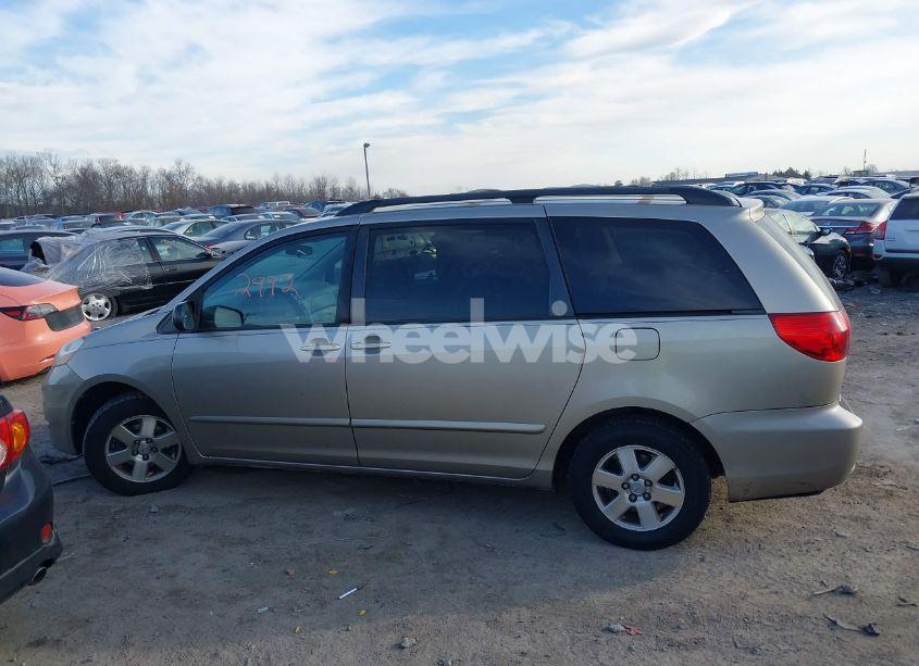 Photo 14 of 2008 Toyota Sienna LE (VIN 5TDZK23CX8S127723)