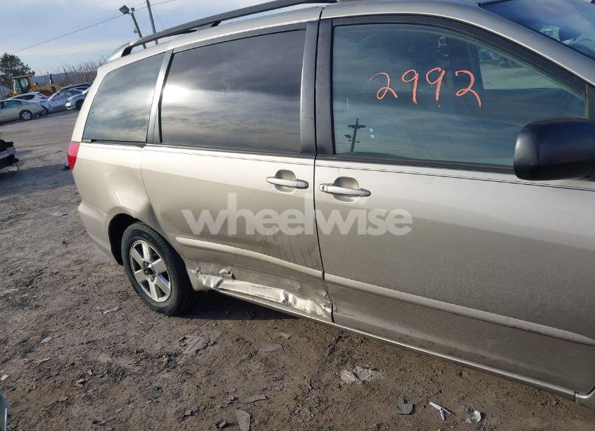 Photo 6 of 2008 Toyota Sienna LE (VIN 5TDZK23CX8S127723)