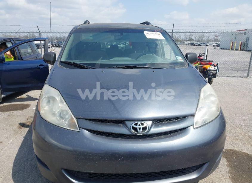 Photo 12 of 2008 Toyota Sienna LE (VIN 5TDZK23CX8S133067)