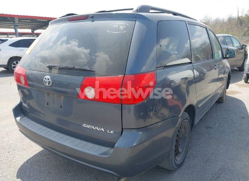 Photo 4 of 2008 Toyota Sienna LE (VIN 5TDZK23CX8S133067)