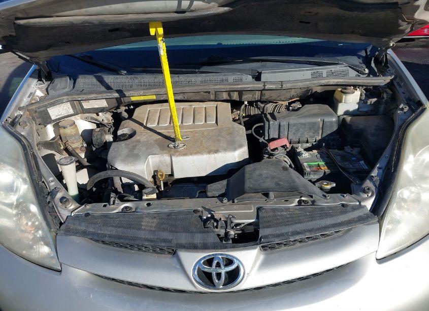 Photo 10 of 2008 Toyota Sienna LE (VIN 5TDZK23CX8S135739)