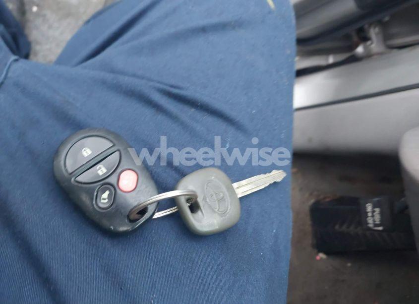 Photo 11 of 2008 Toyota Sienna LE (VIN 5TDZK23CX8S139600)