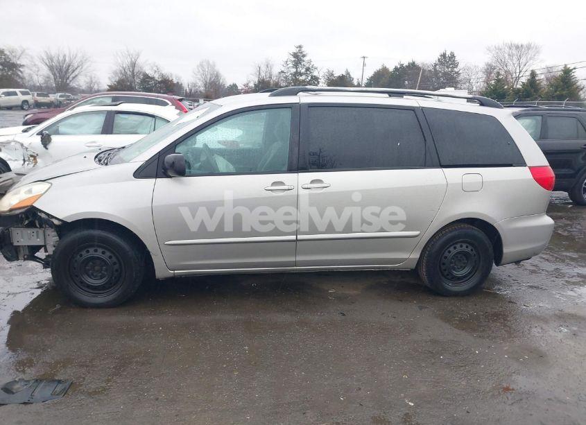 Photo 15 of 2008 Toyota Sienna LE (VIN 5TDZK23CX8S139600)