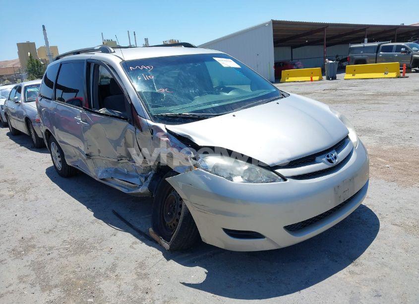 2008 Toyota Sienna LE (VIN 5TDZK23CX8S147308) main photo
