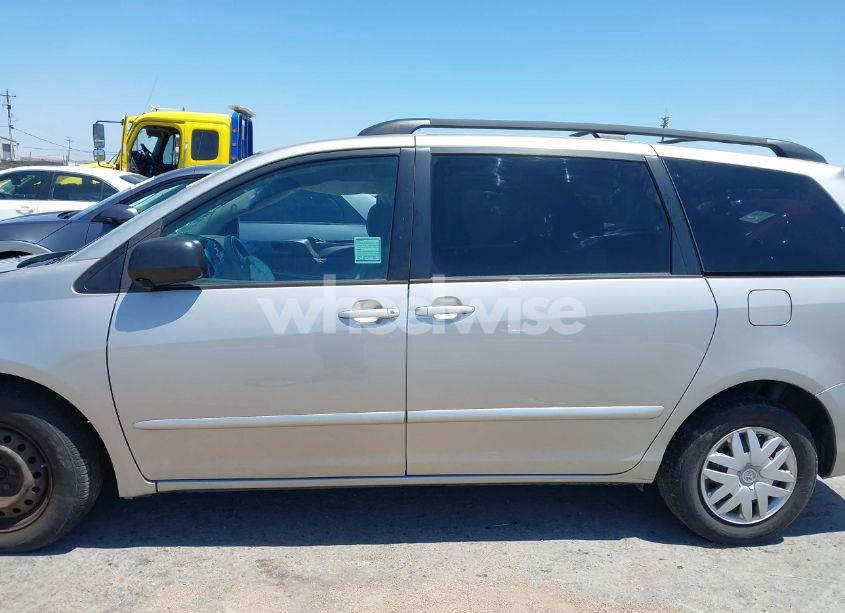 Photo 15 of 2008 Toyota Sienna LE (VIN 5TDZK23CX8S147308)