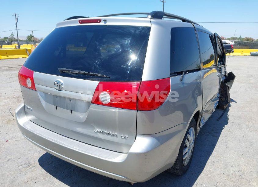 Photo 4 of 2008 Toyota Sienna LE (VIN 5TDZK23CX8S147308)