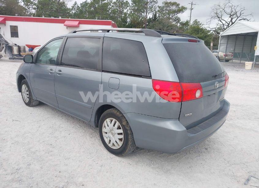 Photo 3 of 2008 Toyota Sienna LE (VIN 5TDZK23CX8S165548)