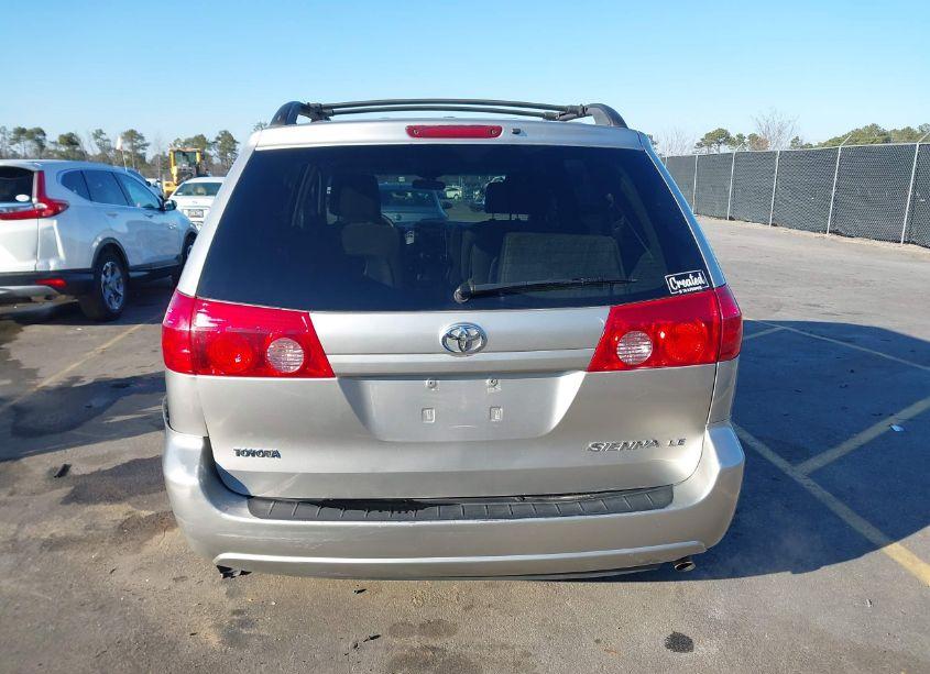 Photo 16 of 2008 Toyota Sienna LE (VIN 5TDZK23CX8S173424)