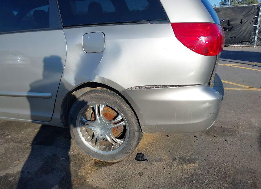 Photo 6 of 2008 Toyota Sienna LE (VIN 5TDZK23CX8S173424)