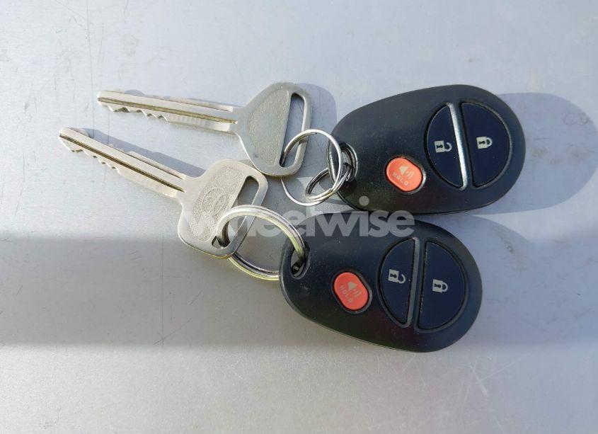 Photo 11 of 2009 Toyota Sienna CE (VIN 5TDZK23CX9S227905)