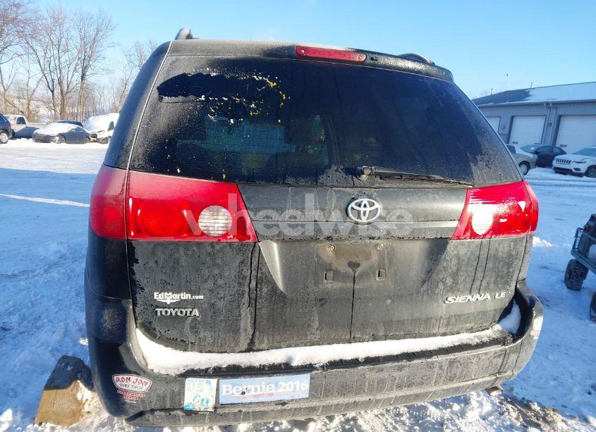 Photo 16 of 2009 Toyota Sienna LE (VIN 5TDZK23CX9S237298)