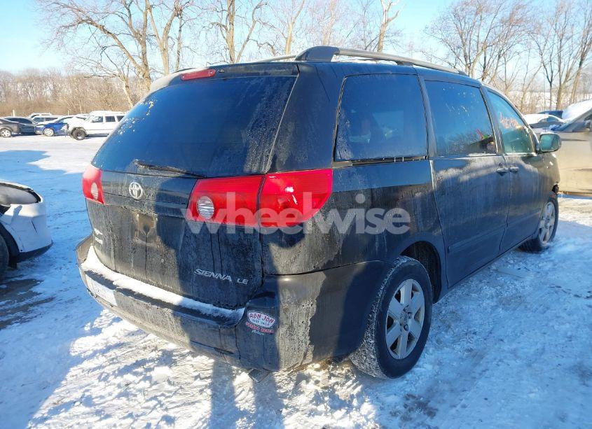 Photo 4 of 2009 Toyota Sienna LE (VIN 5TDZK23CX9S237298)