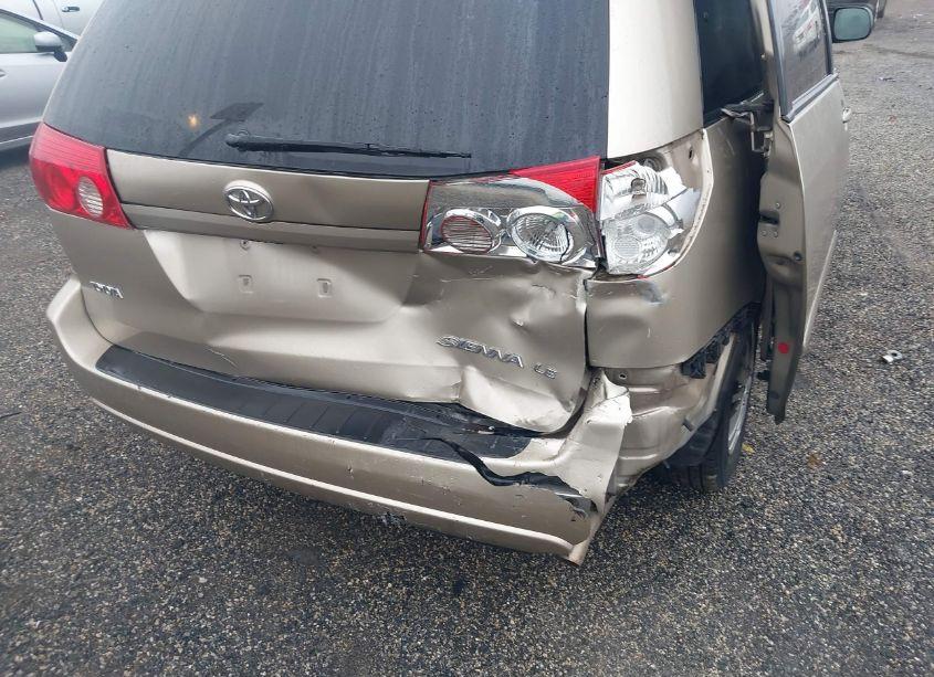 Photo 6 of 2009 Toyota Sienna LE (VIN 5TDZK23CX9S246714)