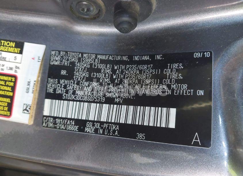 Photo 9 of 2011 Toyota Sienna BASE V6 (VIN 5TDZK3DC0BS075319)