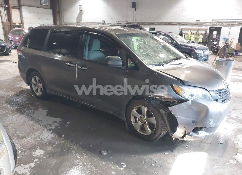 2013 Toyota Sienna L V6 7 PASSENGER (VIN 5TDZK3DC0DS286197) main photo