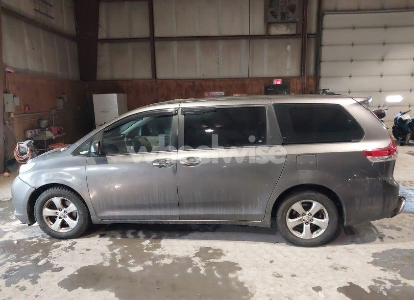 Photo 14 of 2013 Toyota Sienna L V6 7 PASSENGER (VIN 5TDZK3DC0DS286197)