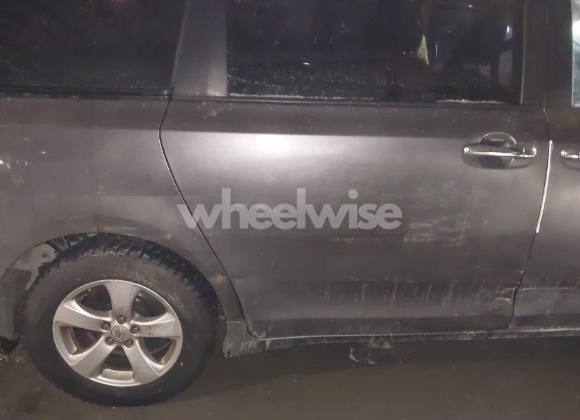 Photo 18 of 2013 Toyota Sienna L V6 7 PASSENGER (VIN 5TDZK3DC0DS286197)