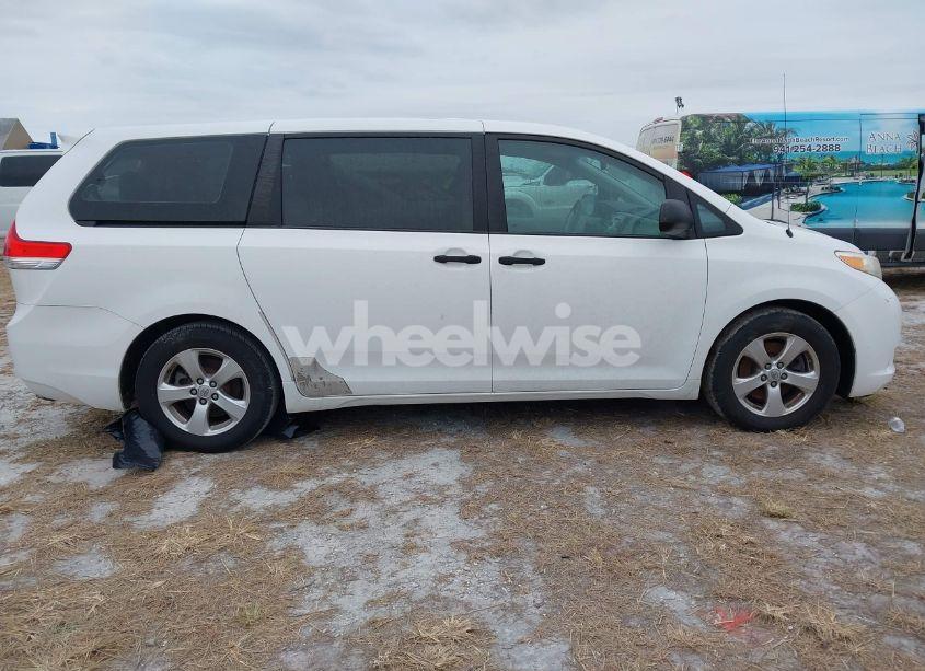 Photo 13 of 2013 Toyota Sienna L V6 7 PASSENGER (VIN 5TDZK3DC0DS341165)