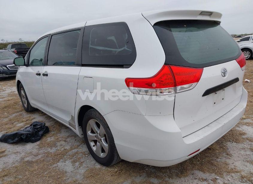 Photo 3 of 2013 Toyota Sienna L V6 7 PASSENGER (VIN 5TDZK3DC0DS341165)