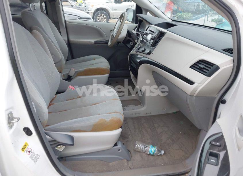 Photo 5 of 2013 Toyota Sienna L V6 7 PASSENGER (VIN 5TDZK3DC0DS341165)