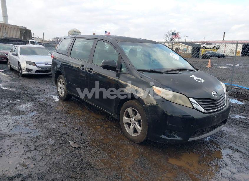 2014 Toyota Sienna L V6 7 PASSENGER (VIN 5TDZK3DC0ES449836) main photo