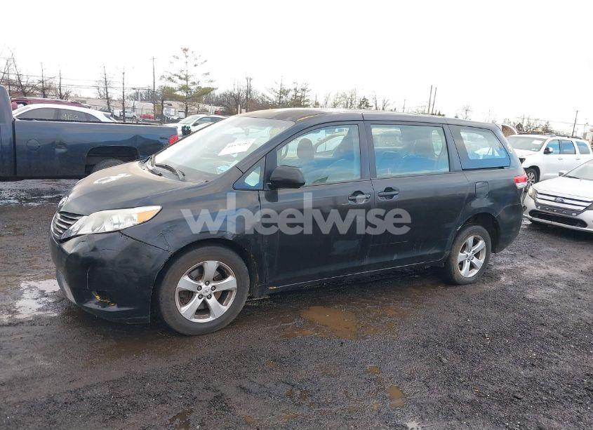 Photo 14 of 2014 Toyota Sienna L V6 7 PASSENGER (VIN 5TDZK3DC0ES449836)