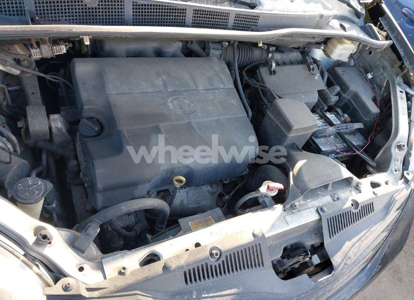 Photo 10 of 2015 Toyota Sienna L 7 PASSENGER (VIN 5TDZK3DC0FS539456)