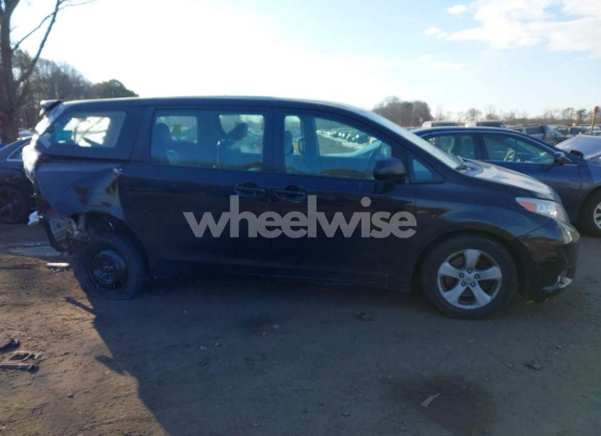 Photo 13 of 2015 Toyota Sienna L 7 PASSENGER (VIN 5TDZK3DC0FS539456)